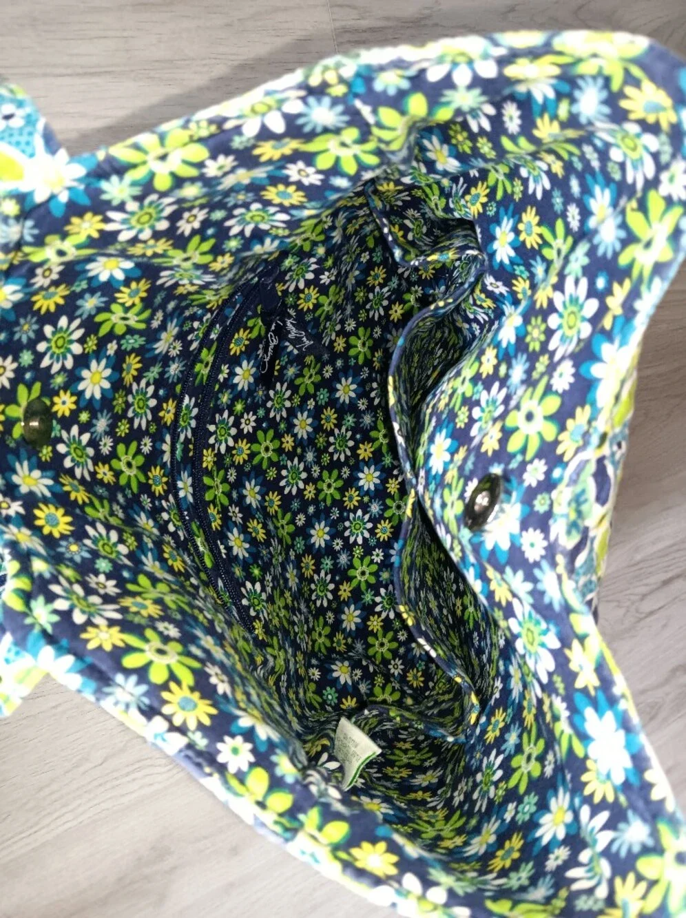Vera Bradley Daisy Daisy Tote Bag Double Strap Pocket Blue Green Yellow Blue